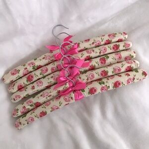 Padded Floral Print Hangers - Set of 5